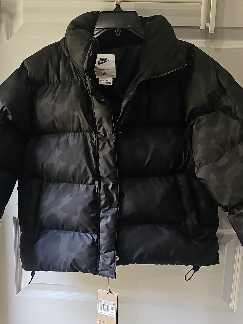 Nike Women's Black Camo Quilted Puffer Jacket
